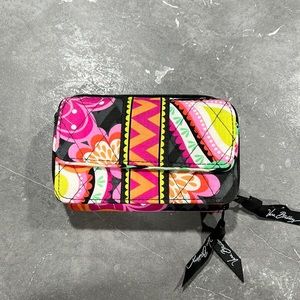 Vera Bradley All In One Crossbody wallet in Ziggy Zinnia